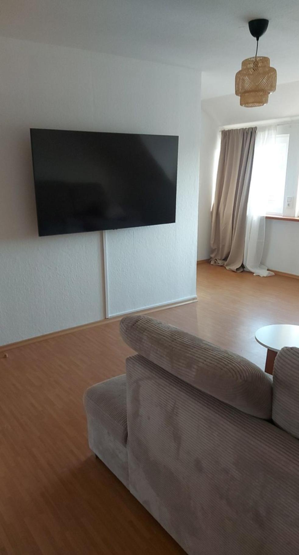 Stilvolle Ferienwohnung Free Parking, Space, Wlan Niestetal Exteriér fotografie